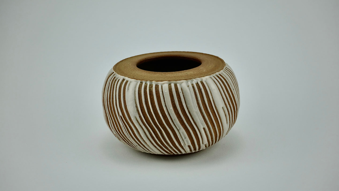 striped vase series