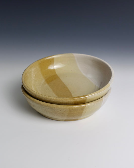sandy sauce bowl