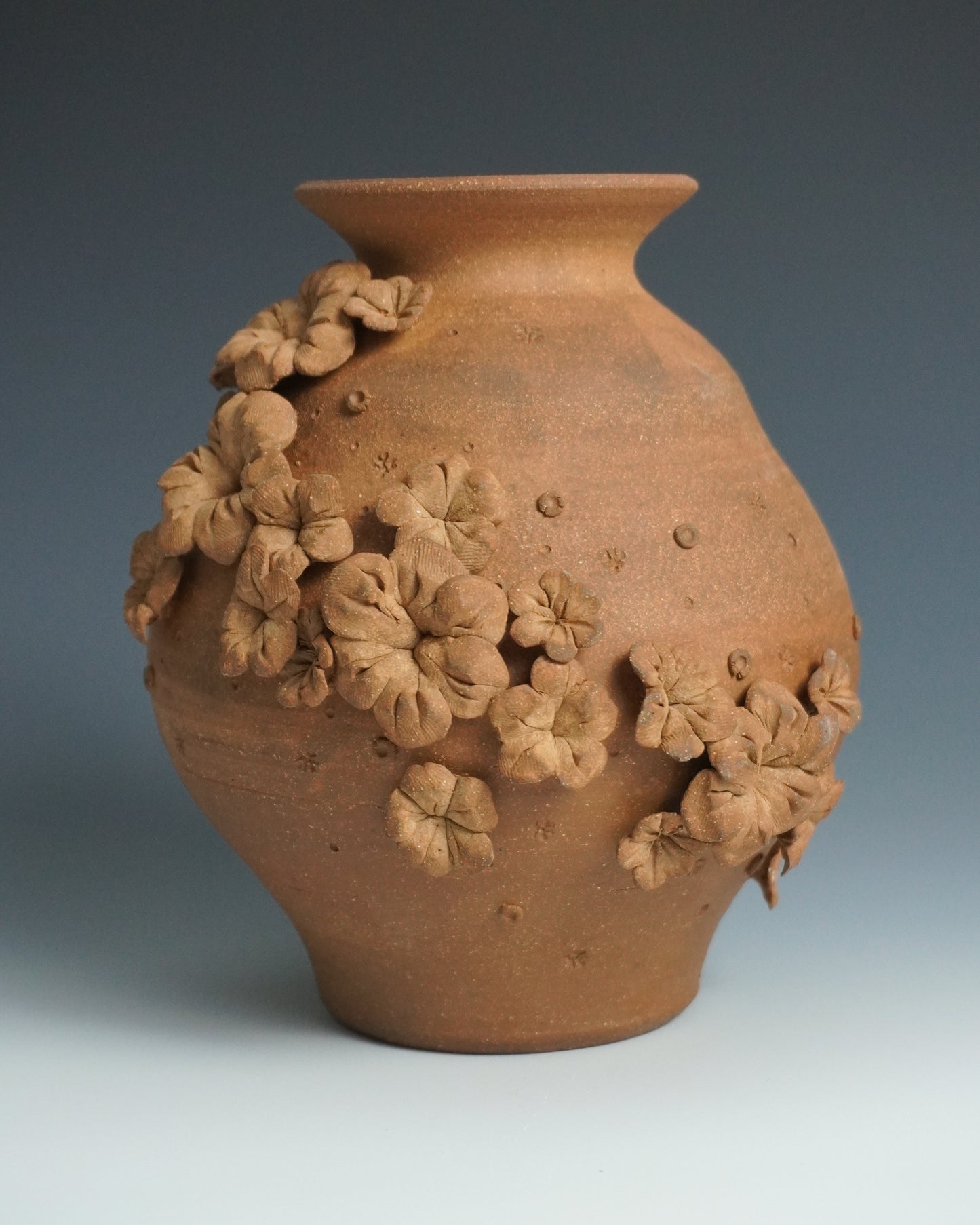 medium blossom vase I