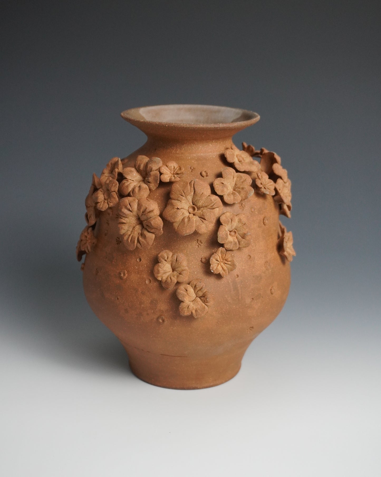 medium blossom vase II