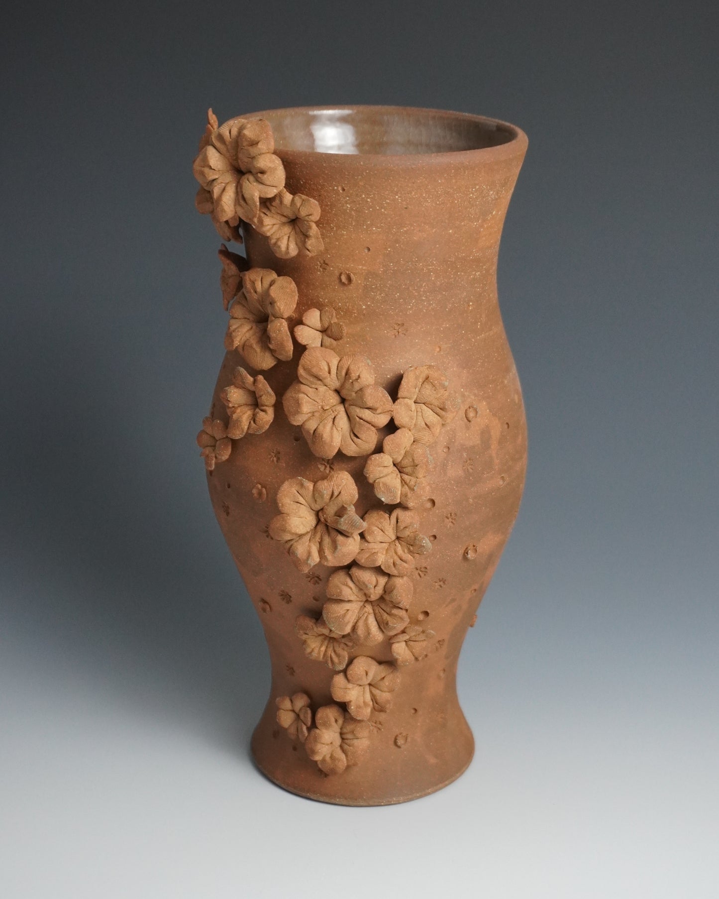 medium blossom vase III