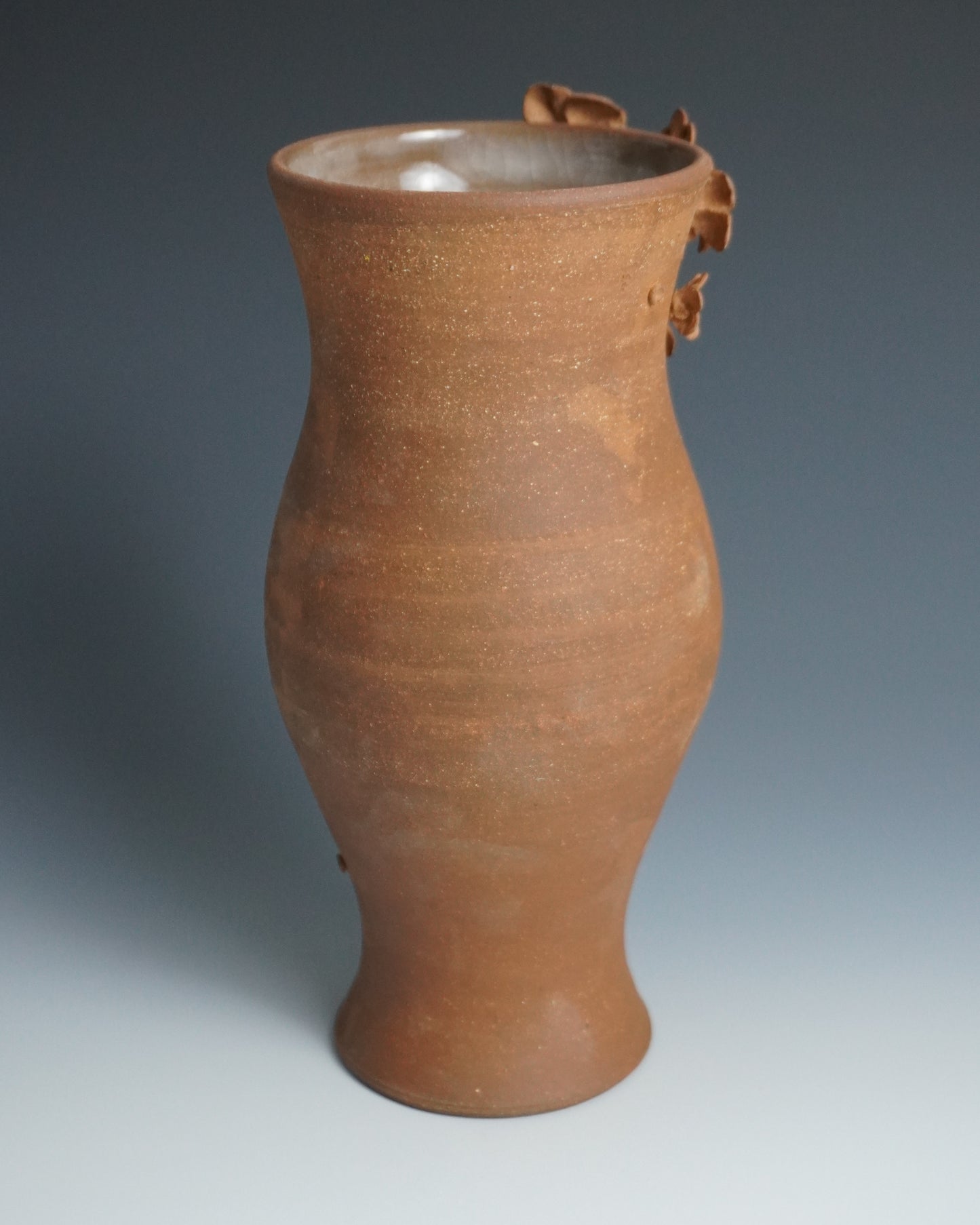 medium blossom vase III