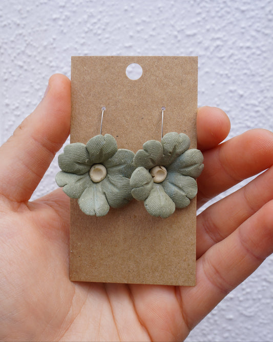 flower earrings