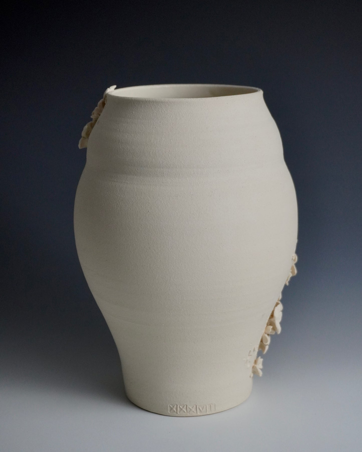 blossom vase XXXVI