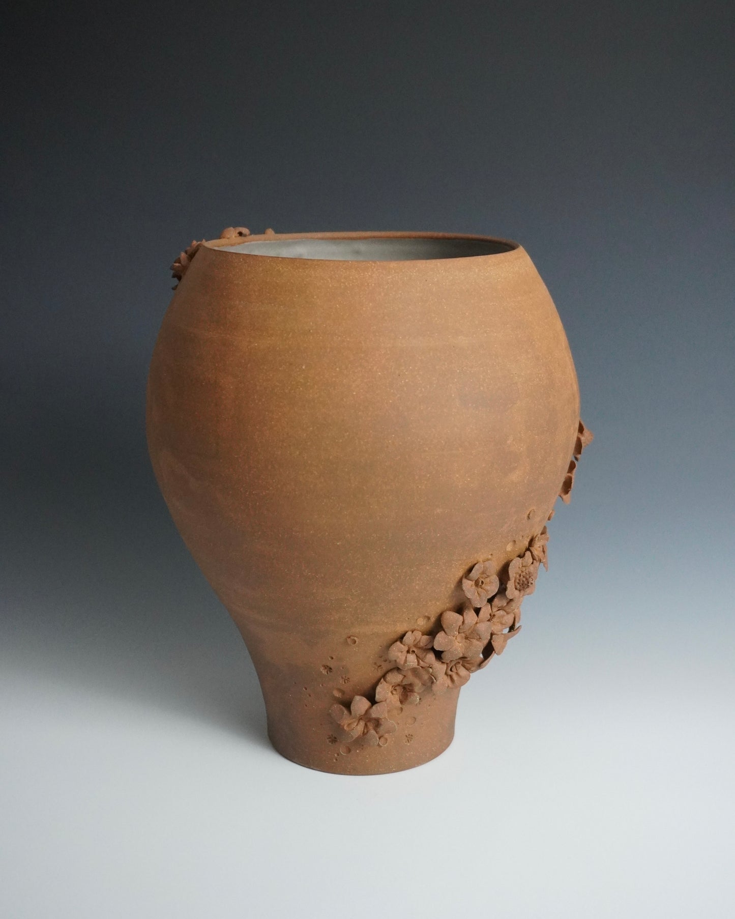 blossom vase XXX