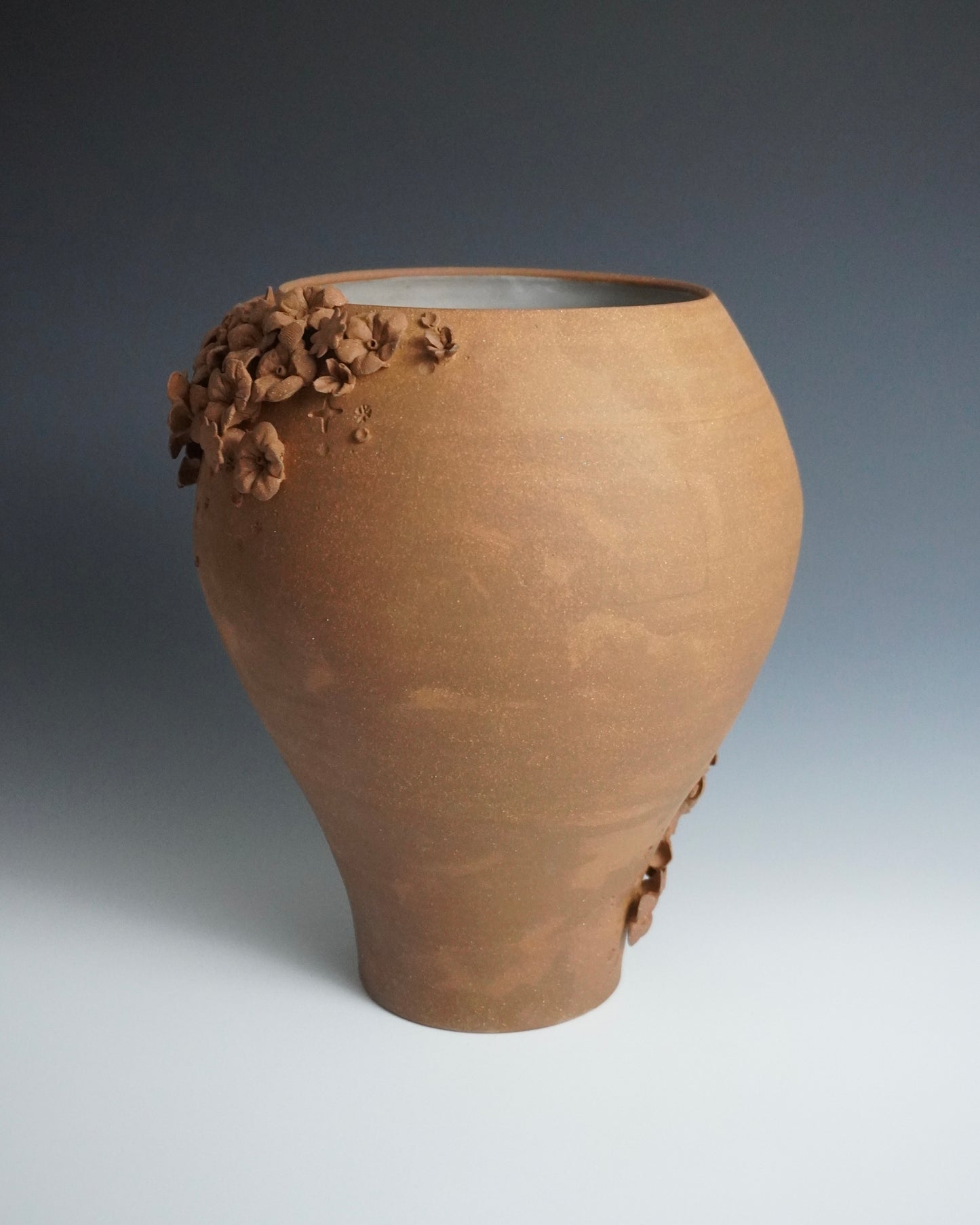 blossom vase XXX