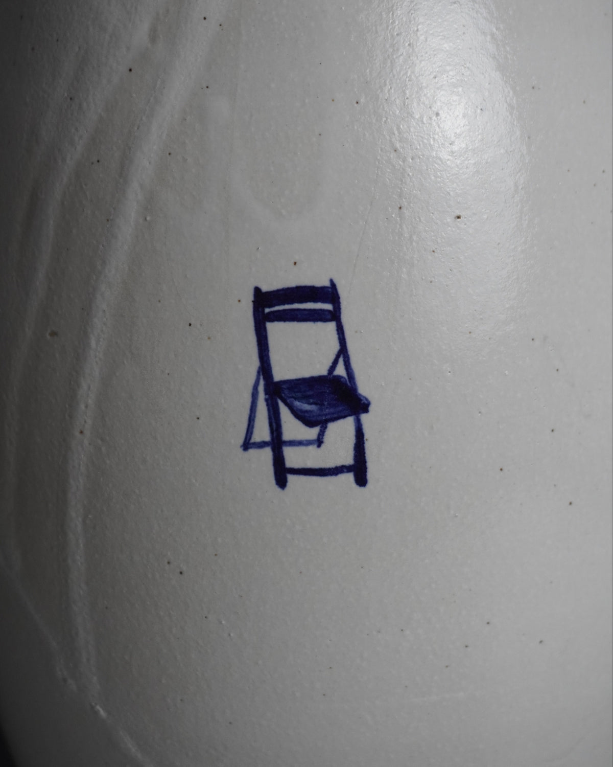 chair vase - IV