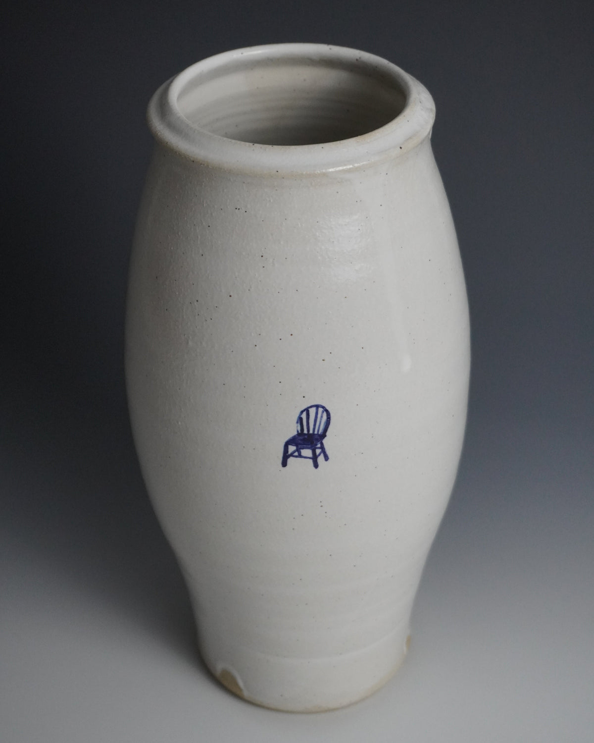chair vase - VII