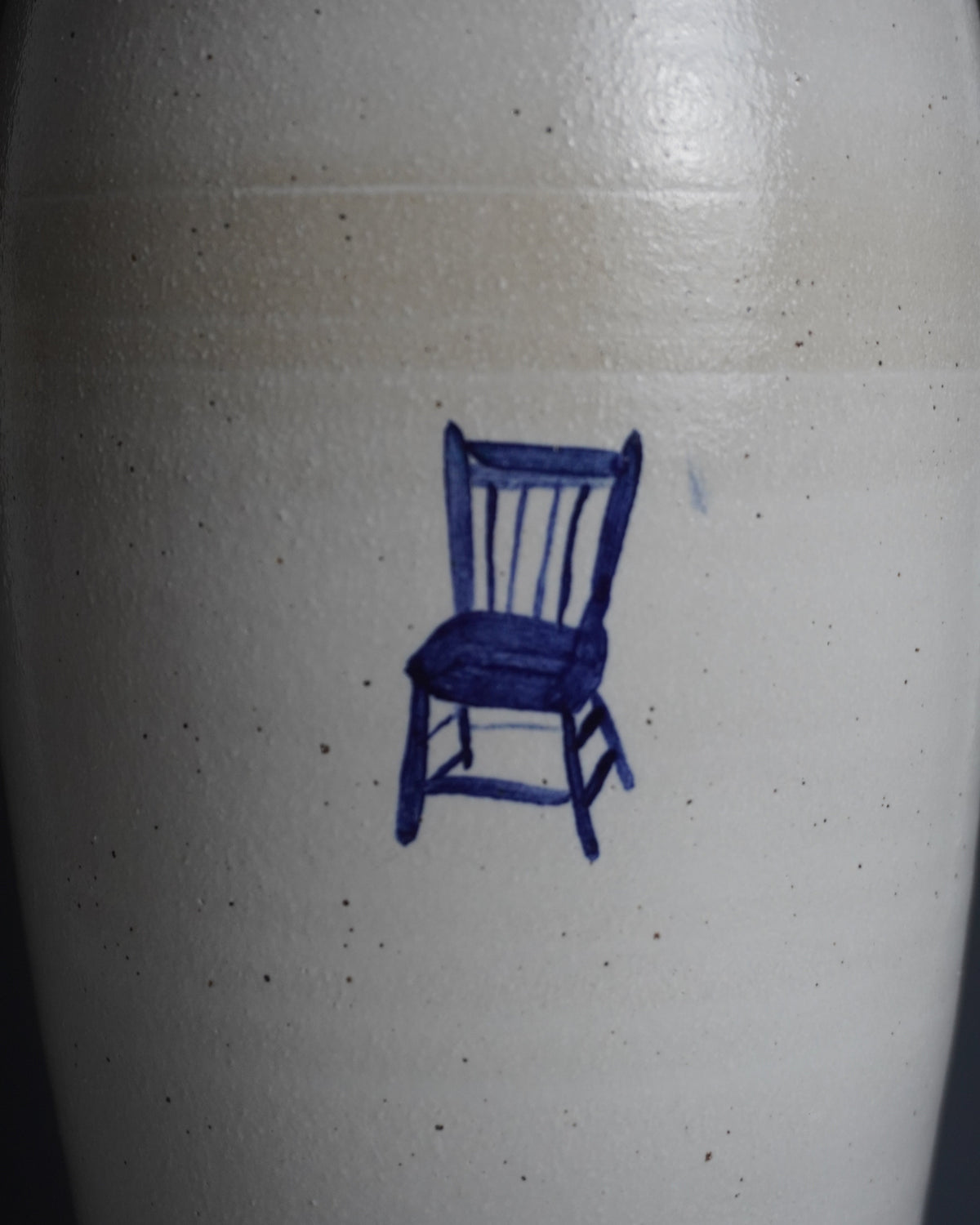 chair vase - XI